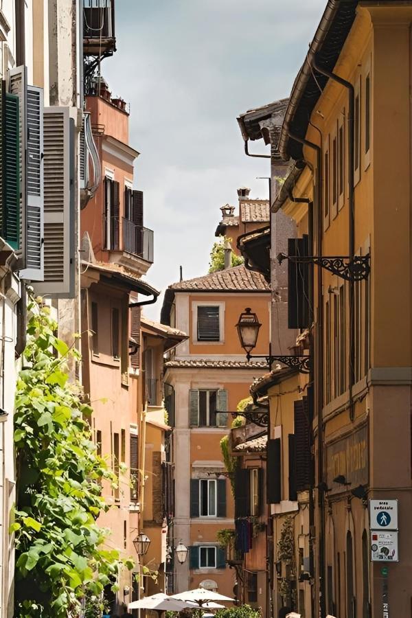 Giulia Apartment In Trastevere Rome Exterior photo